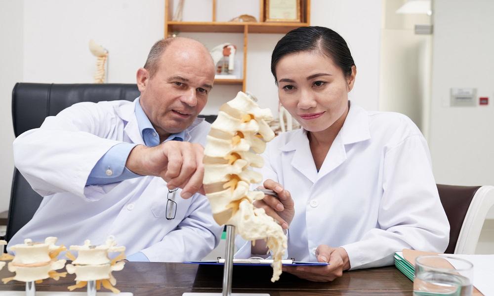 Best Spine Doctor in Noida
